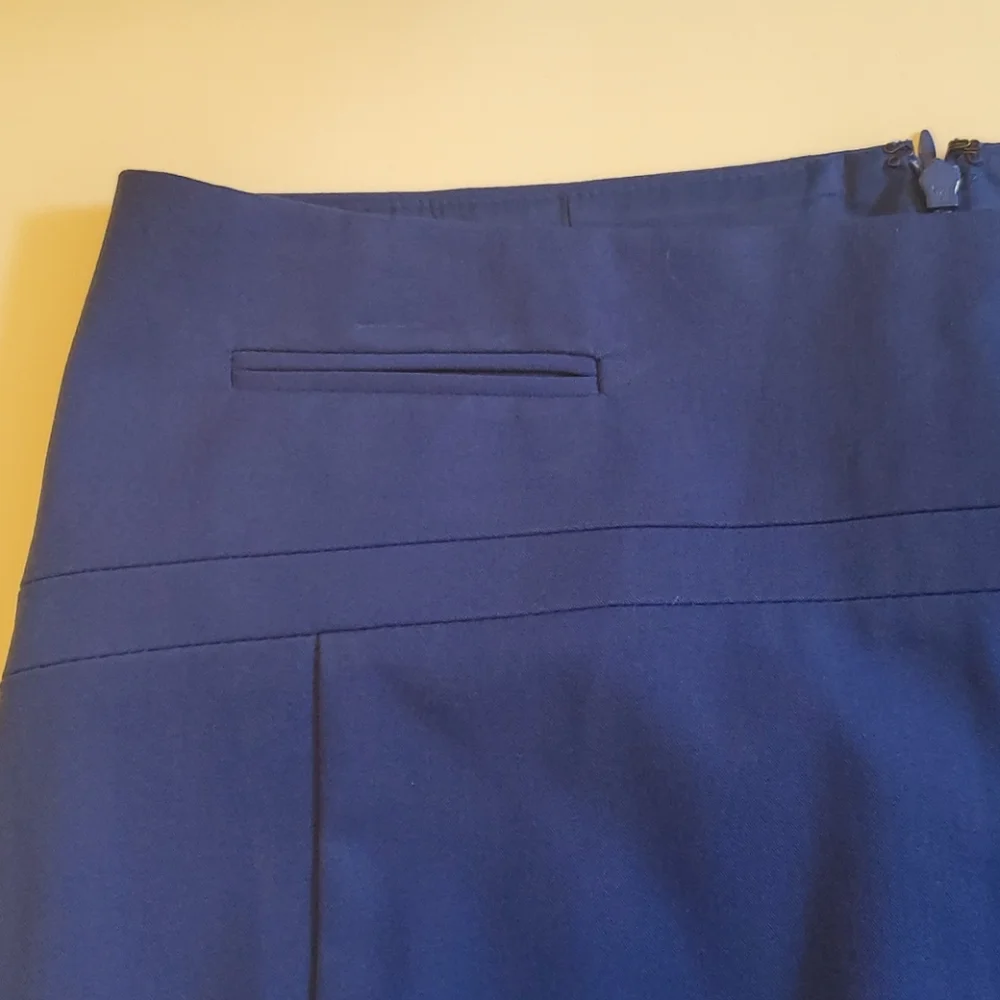 Express - Royal Blue Lined Pencil Skirt - Size 4 - Picture 2 of 10